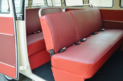 1975 VOLKSWAGEN 23-WINDOW MICROBUS1981 Toyota Bandeirante