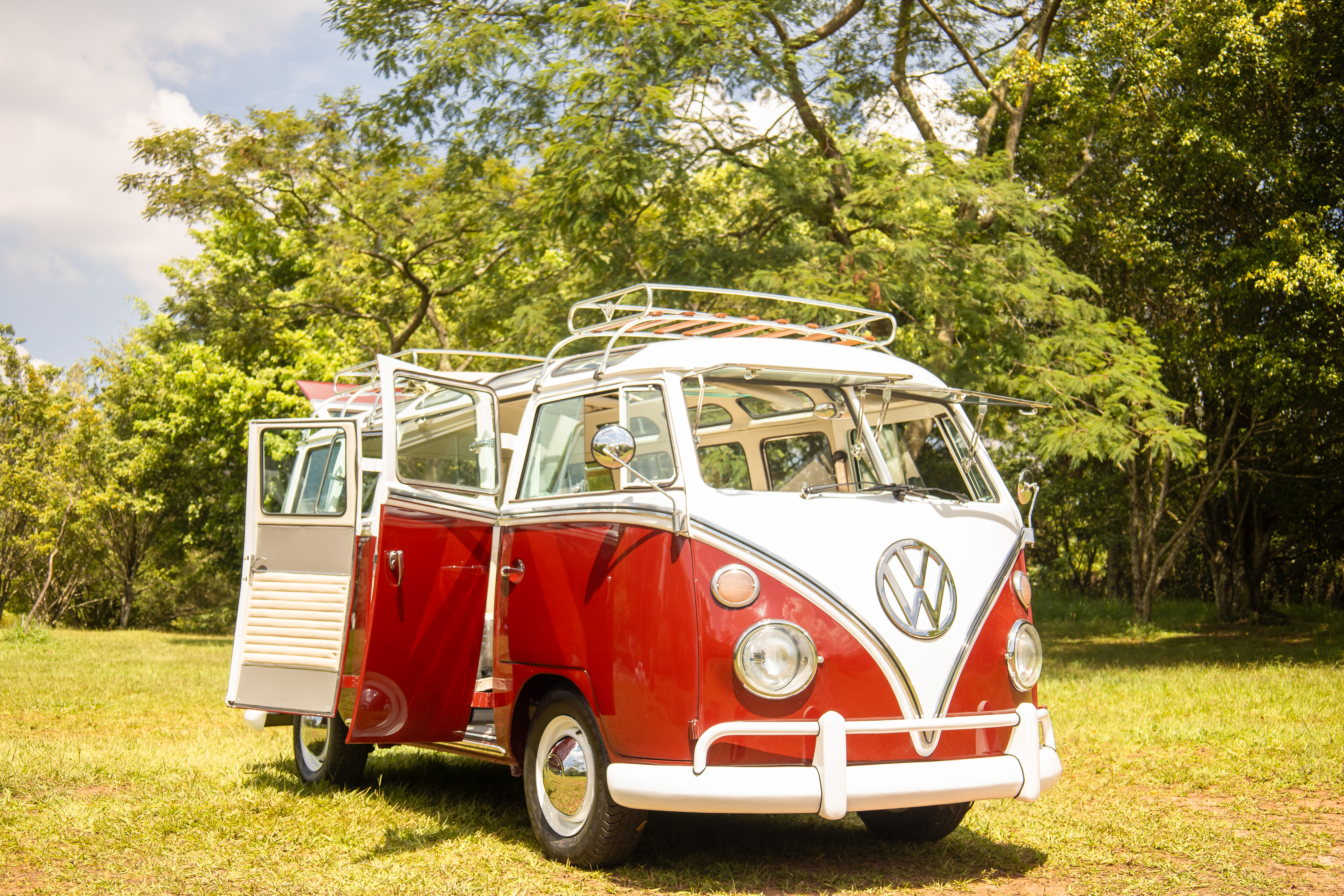 23-window split-window Volkswagen Bus