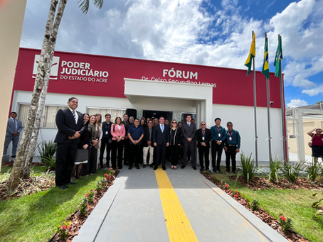 Vereadores participam de reinauguração do Fórum de Manoel Urbano
