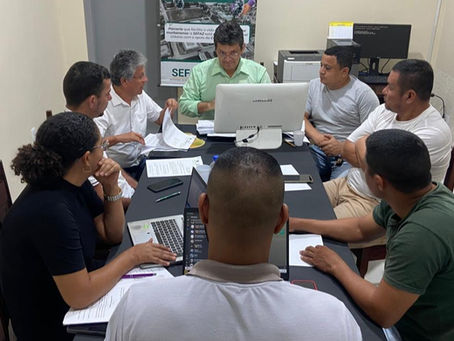 Câmara Municipal realiza reunião de comissão com Assessoria Jurídica para análise do projeto de lei da LDO/PPA.