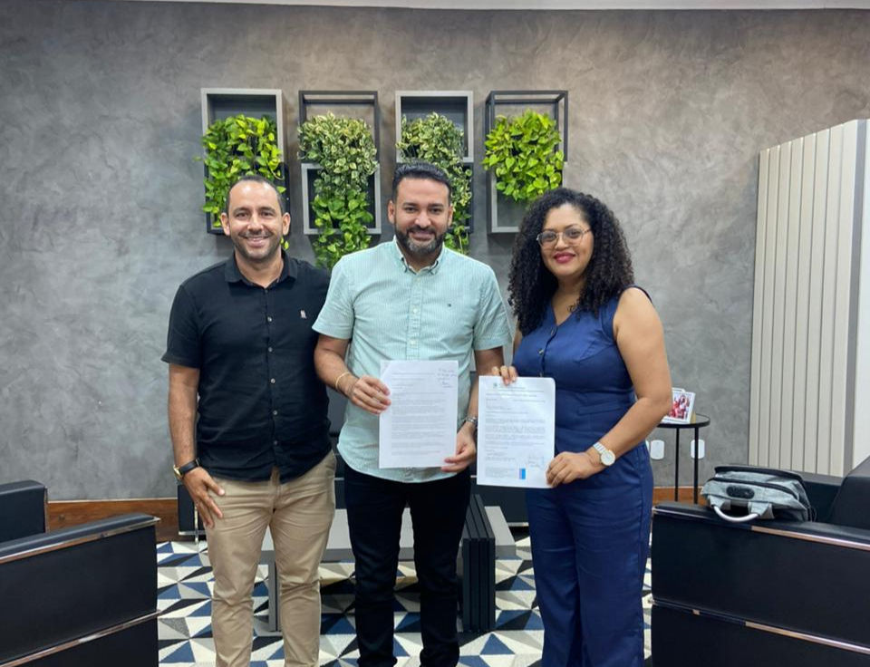 Vereadora Marta Milena solicita implantação de turma de EJA Ensino Médio na comunidade Itaúba