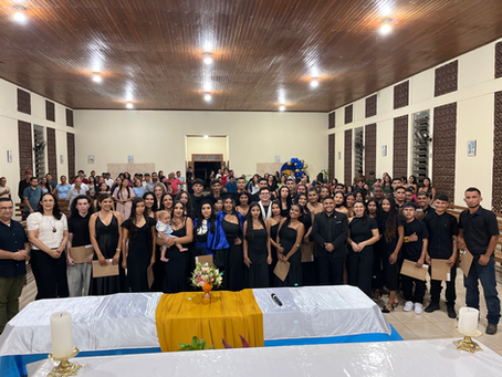 Vereador Endreo Mendes representa Câmara em formatura do IEPTEC