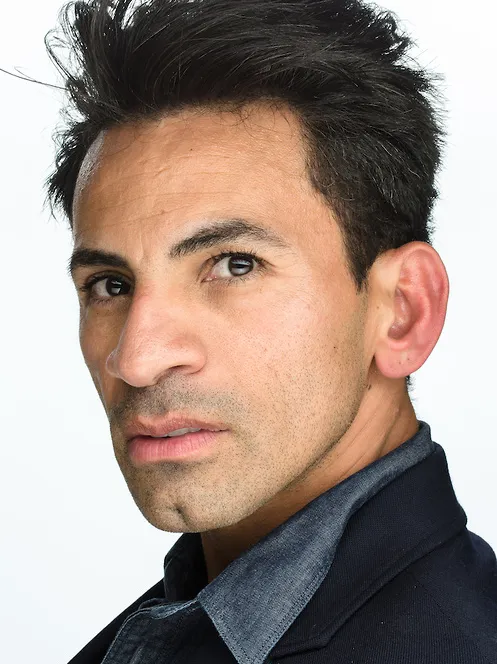 About Carlos Zelaya Celebrity Hair Stylist