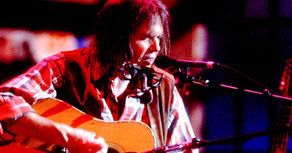Neil Young - "Heart of Gold" - Live 1985