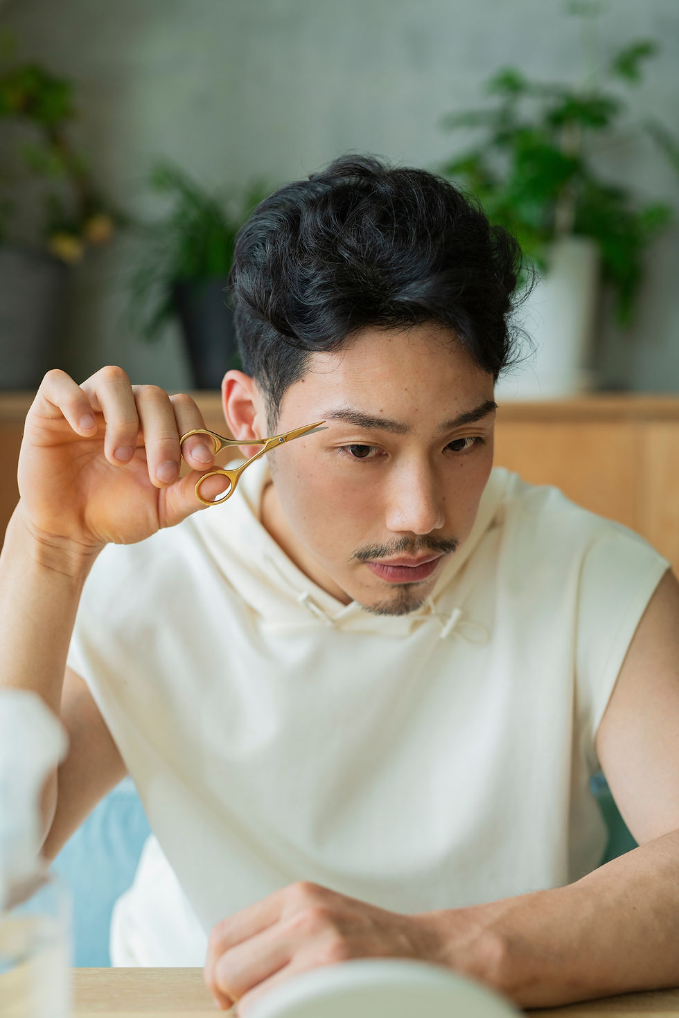 【モテる男の新常識】「眉毛脱毛」で好印象をゲットする方法｜ATRIUM HOMME 恵比寿