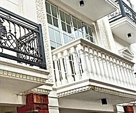 AZ ZAHRA BARU PREMIER dengan BALKON-ROOFTOP