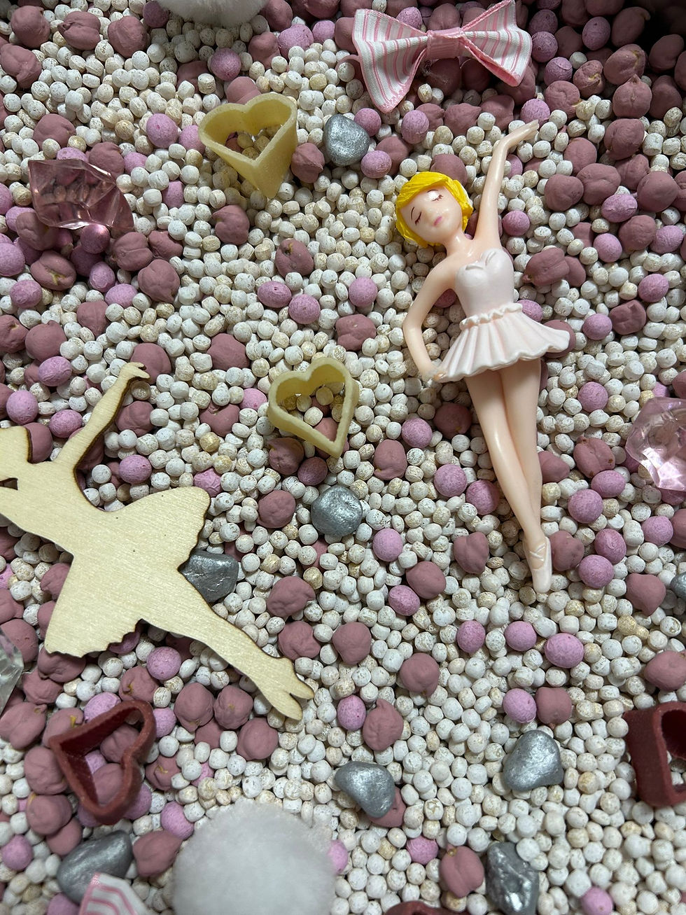 תמונה ממוזערת: גן וחומר - משחקים סנסוריים - ערכת סנסורית מלאה לרכישה