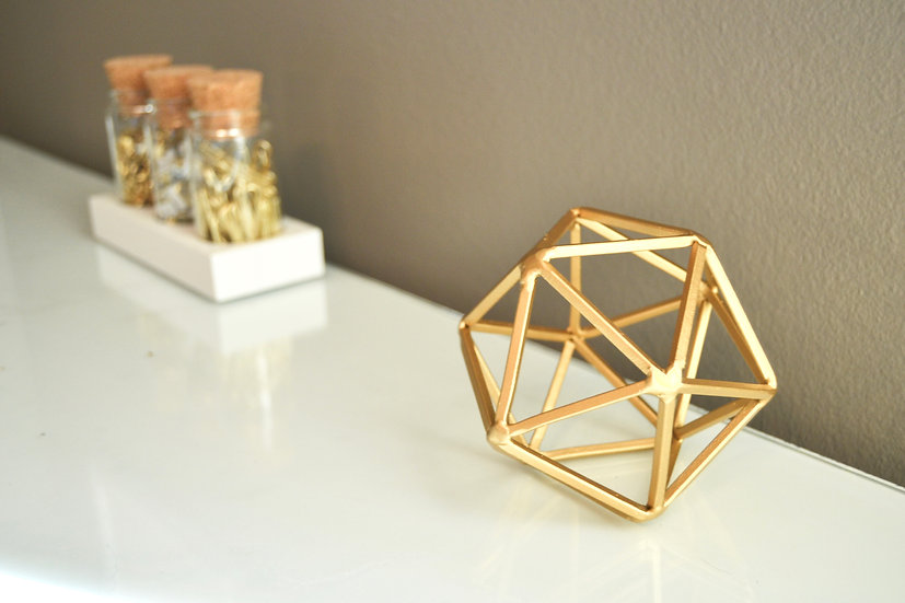 decorating with geometric spheres