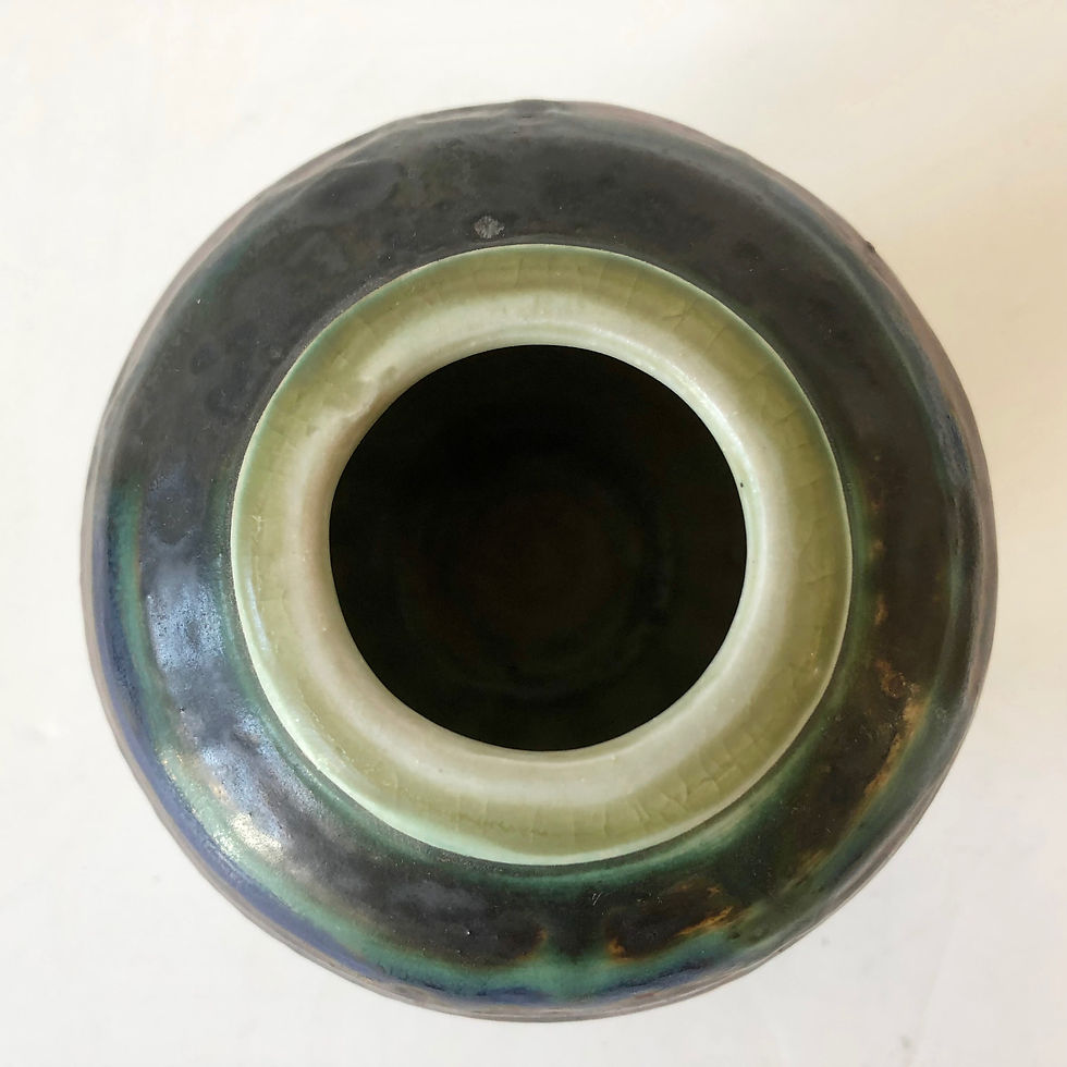 Thumbnail: Kinetic porcelain vase (2006) by Eric James Mellon