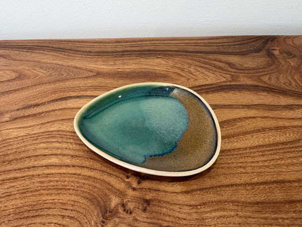 Oishii Small Avocado Shaped Plate by Ghaz Ahmad