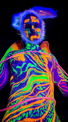 James models for neon naked life drawing class in London.
