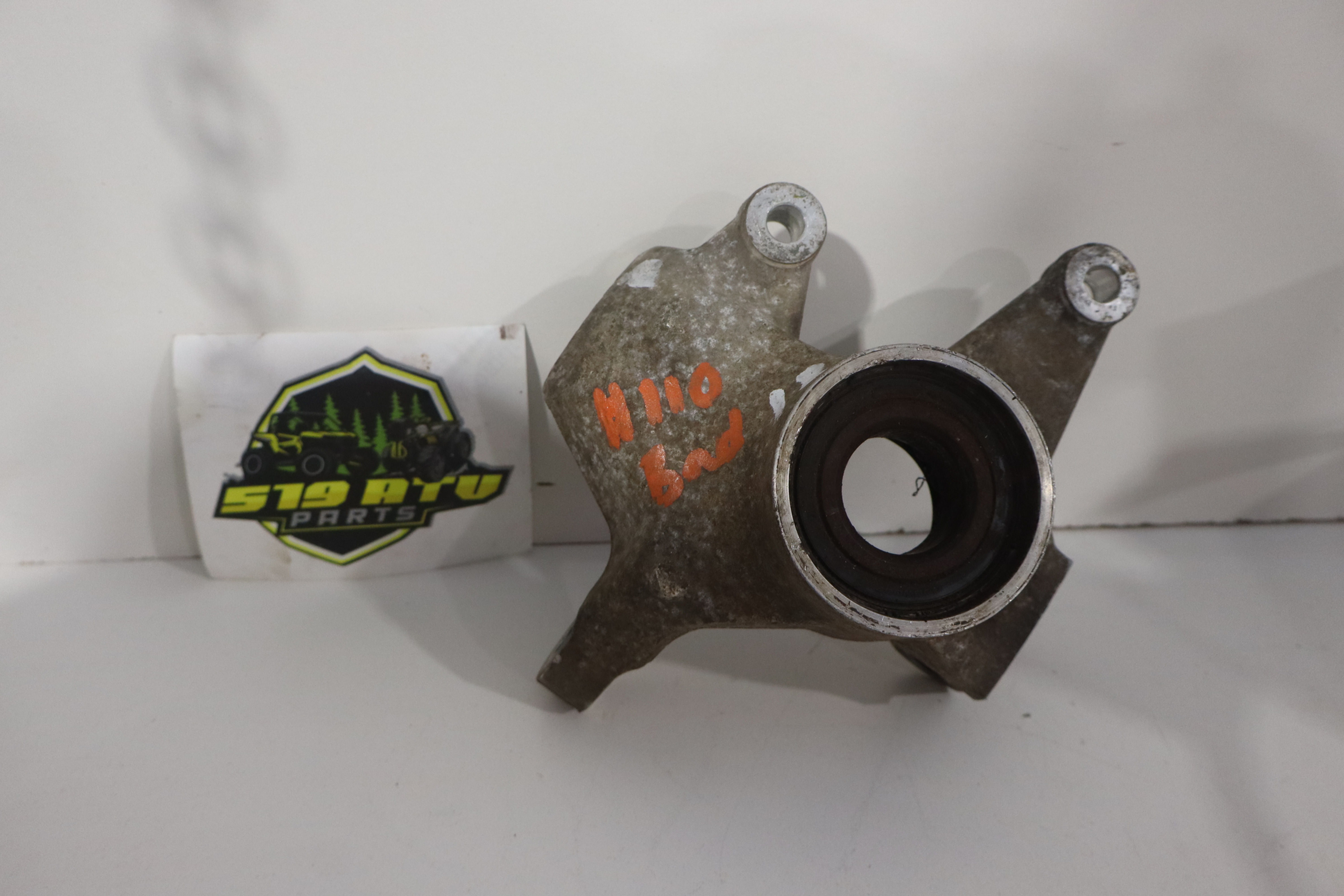 2022 Can-am Outlander 850 XT Right Front knuckle
