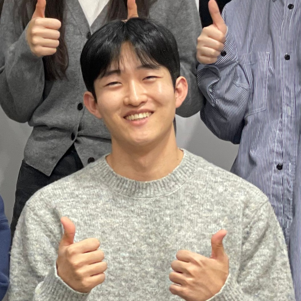 14번 이창윤_edited.jpg