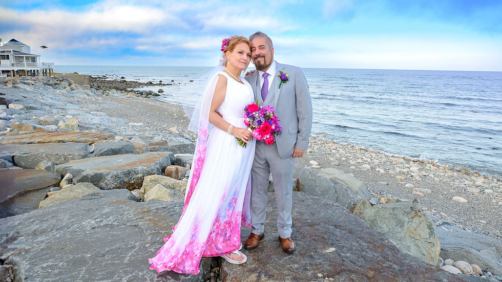 newlyweds-portrait-by-the-ocean-ron-richman-photography.jpg