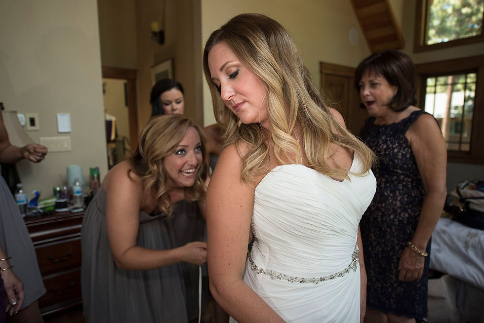 lake-tahoe-wedding-the-bride-gets-ready.jpg