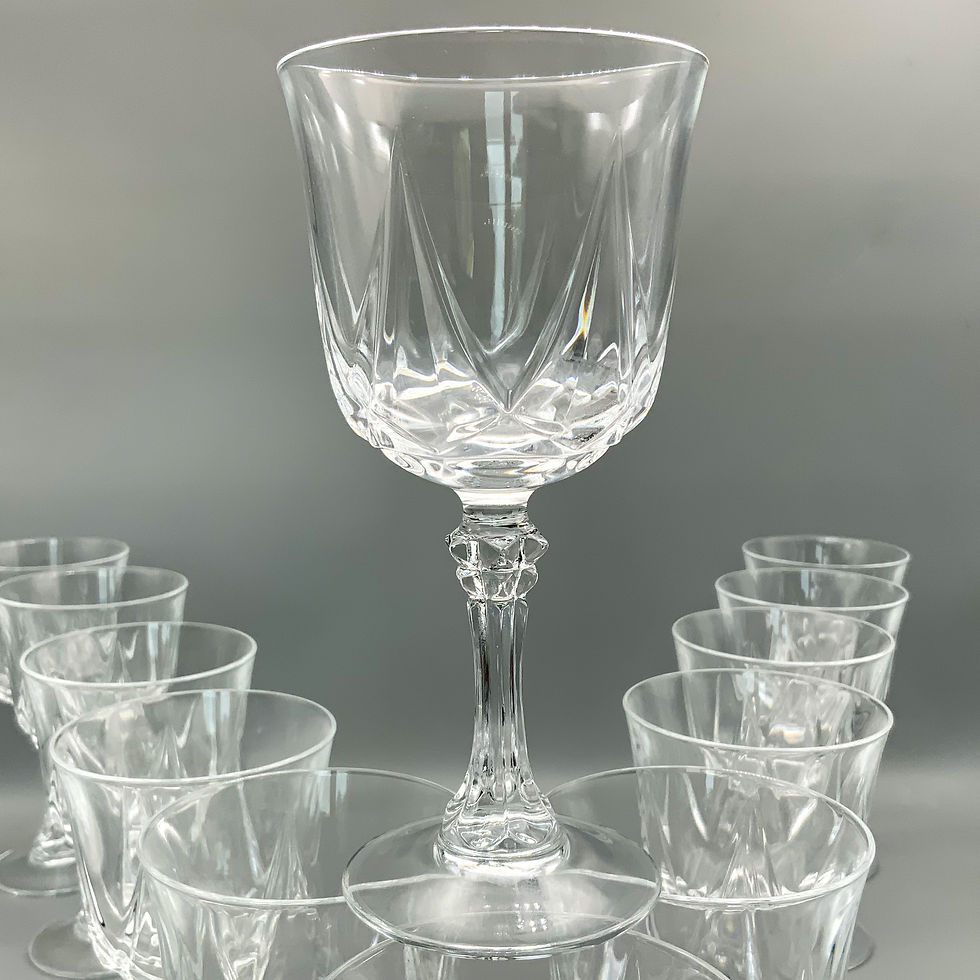 Miniature : 12 verres à vin cristal