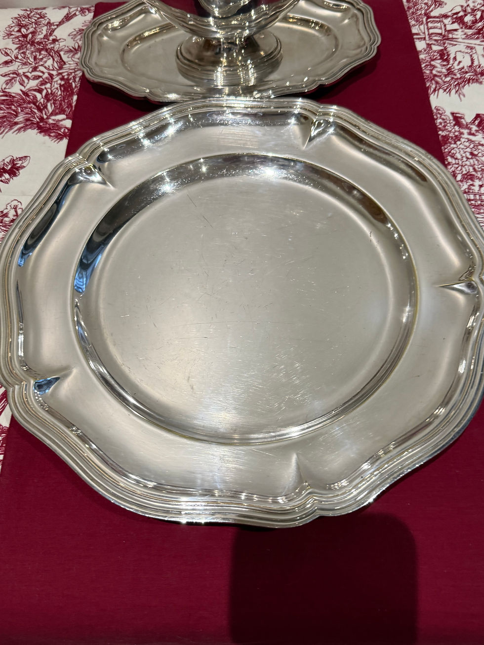 Miniatura: Plat rond et saucière 