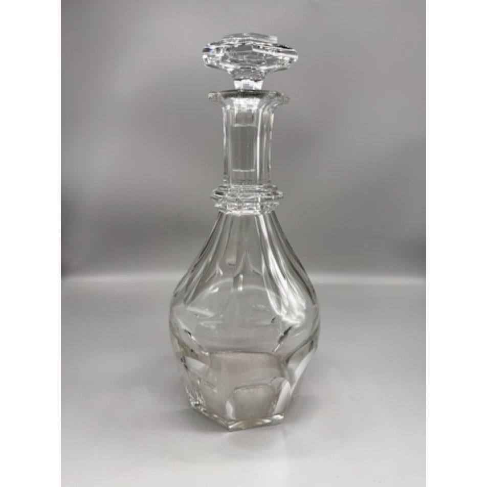 Baccarat carafe Harcourt