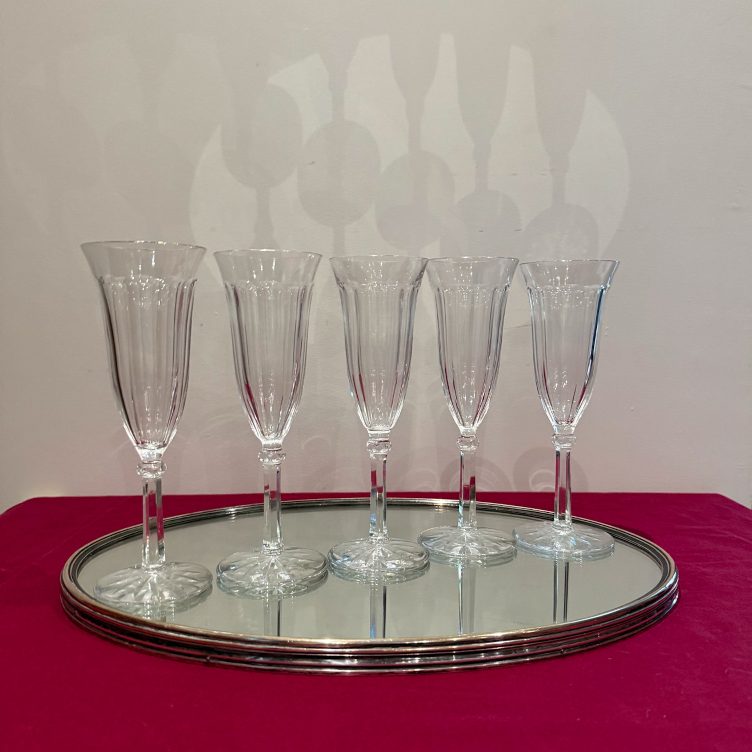 Série de 5 flûtes à champagne en cristal