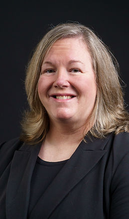 250729_headshots_TRAUGHBER_Lindsey.jpg