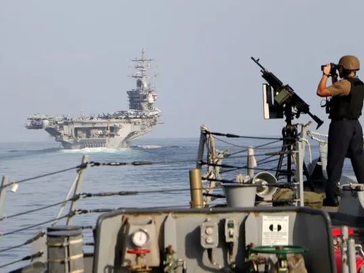 American Warship Clashes with Yemeni Navy