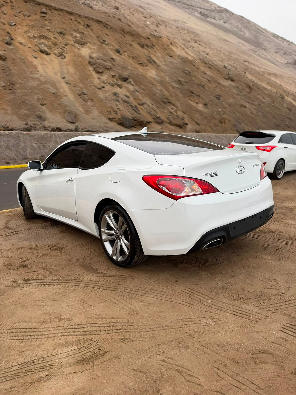 Miniatura: HYUNDAI GÉNESIS COUPE 2010 TURBO AT (VOLANTE ORIGINAL)
