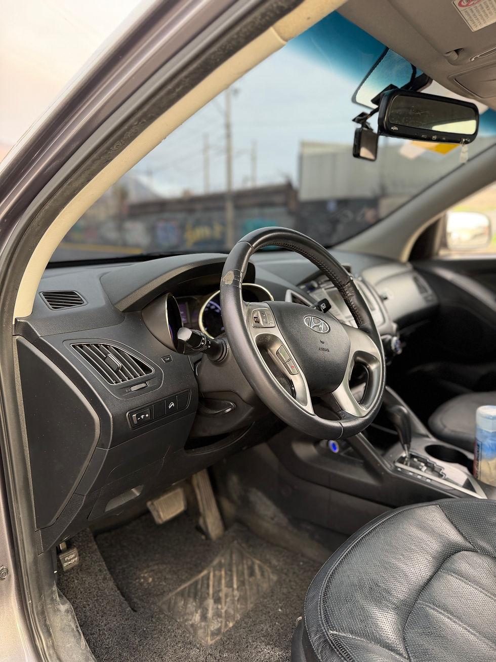 Miniatura: HYUNDAI TUCSON 2011 T. DIÉSEL (VOLANTE ORIGINAL)