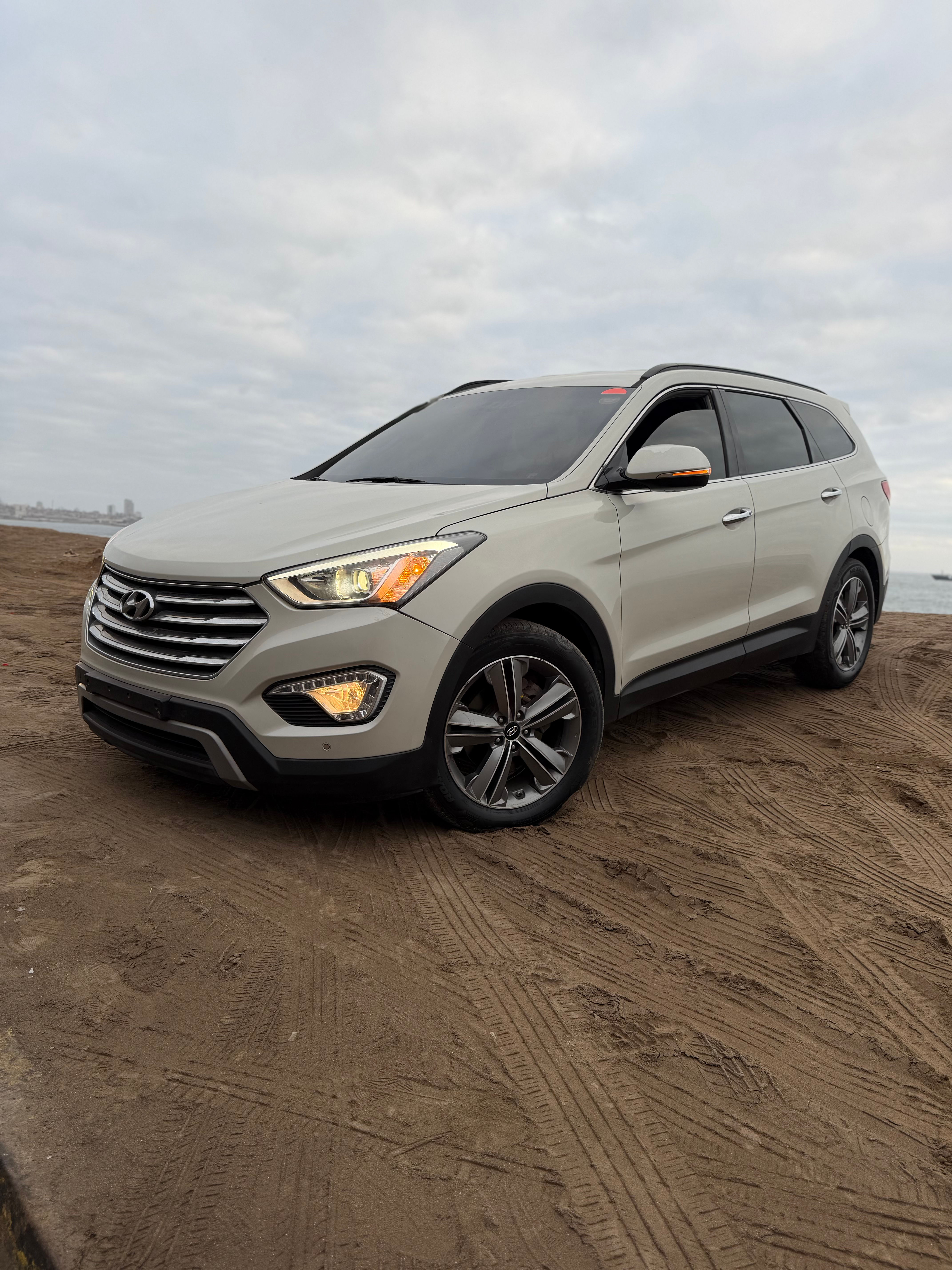 HYUNDAI MAXCRUZ 4x4 2014 T. DIÉSEL (VOLANTE ORIGINAL)