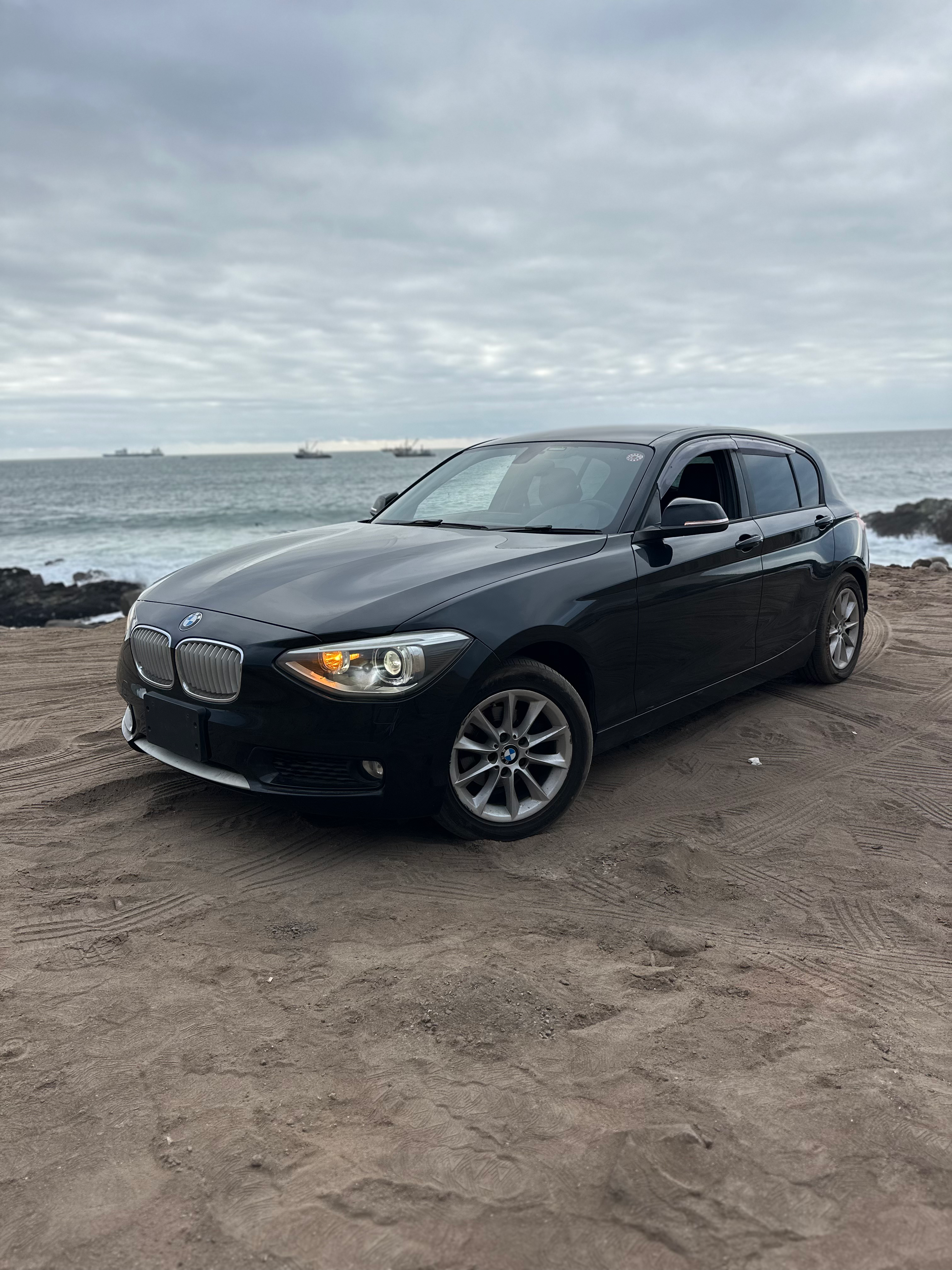 BMW 116i 2013 TURBO (CAMBIO LISTO)