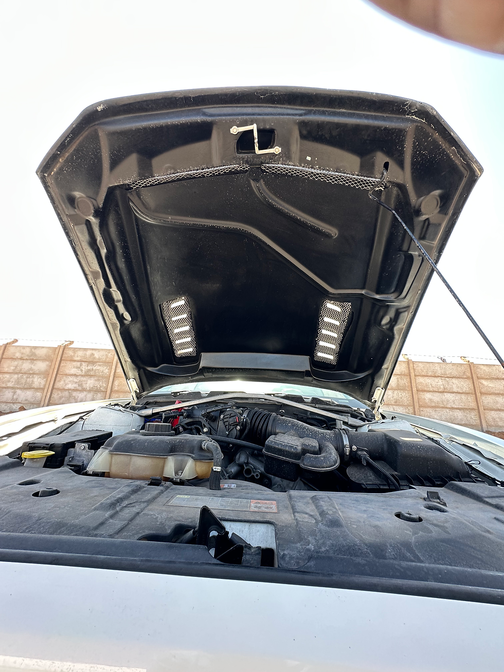 Miniatura: FORD MÚSTANG DESCAPOTABLE 2014 v6 (VOLANTE ORIGINAL)