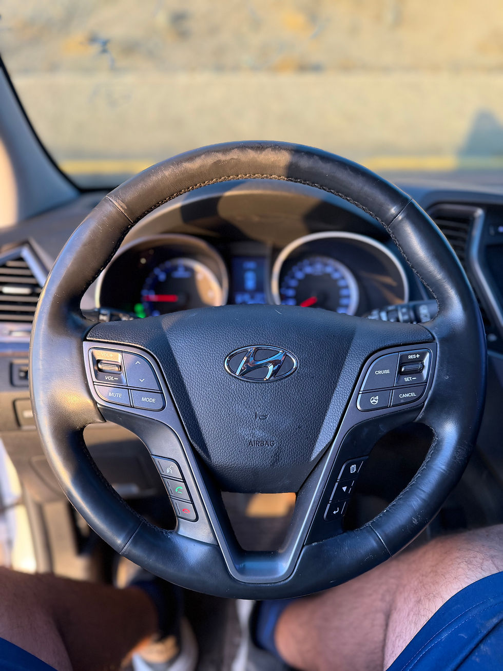 Miniatura: HYUNDAI SANTA FE 4x4 2014 T. DIÉSEL (VOLANTE ORIGINAL)