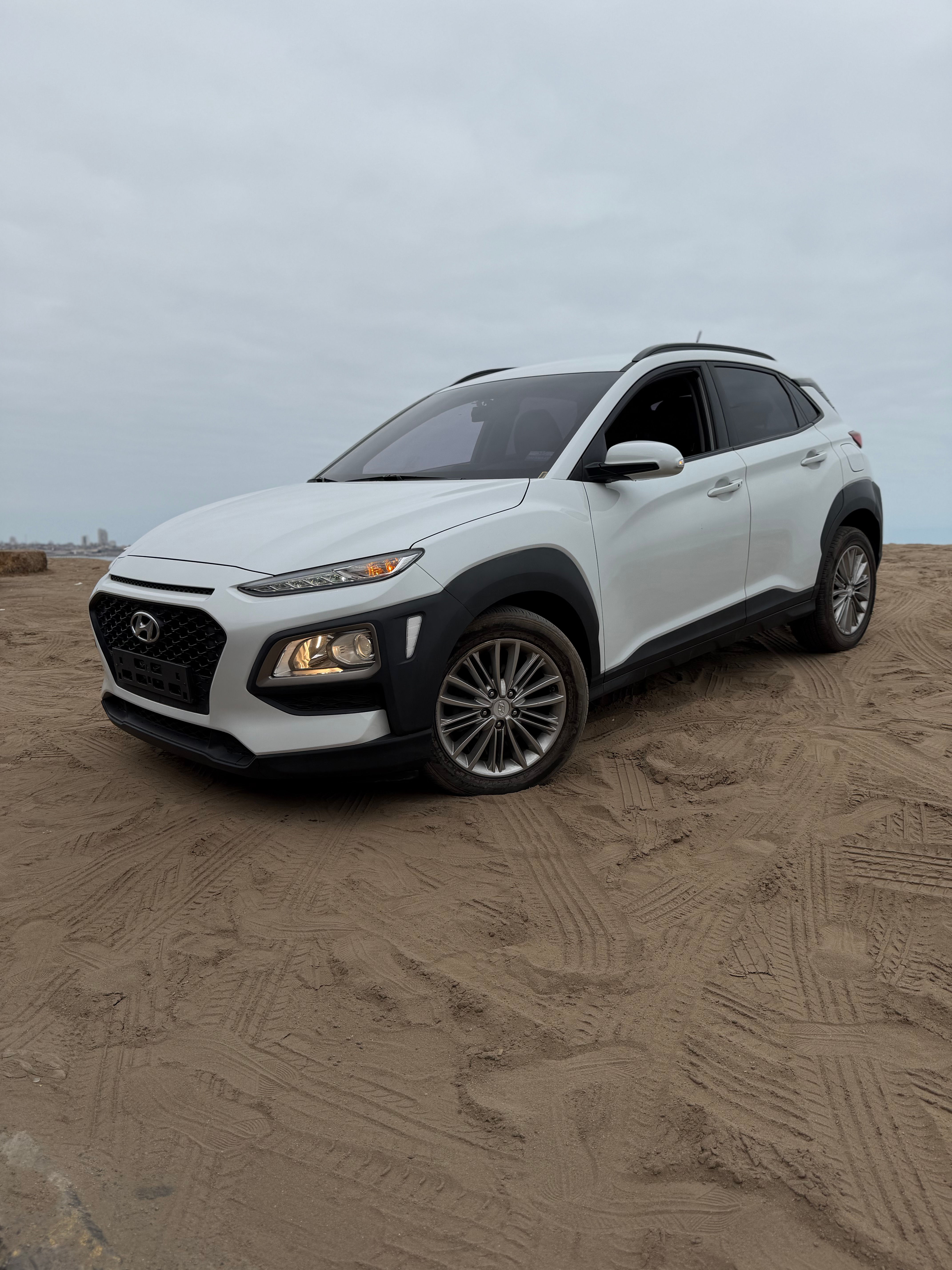 HYUNDAI KONA 2018 T. DIÉSEL (CAMBIO INCLUIDO)
