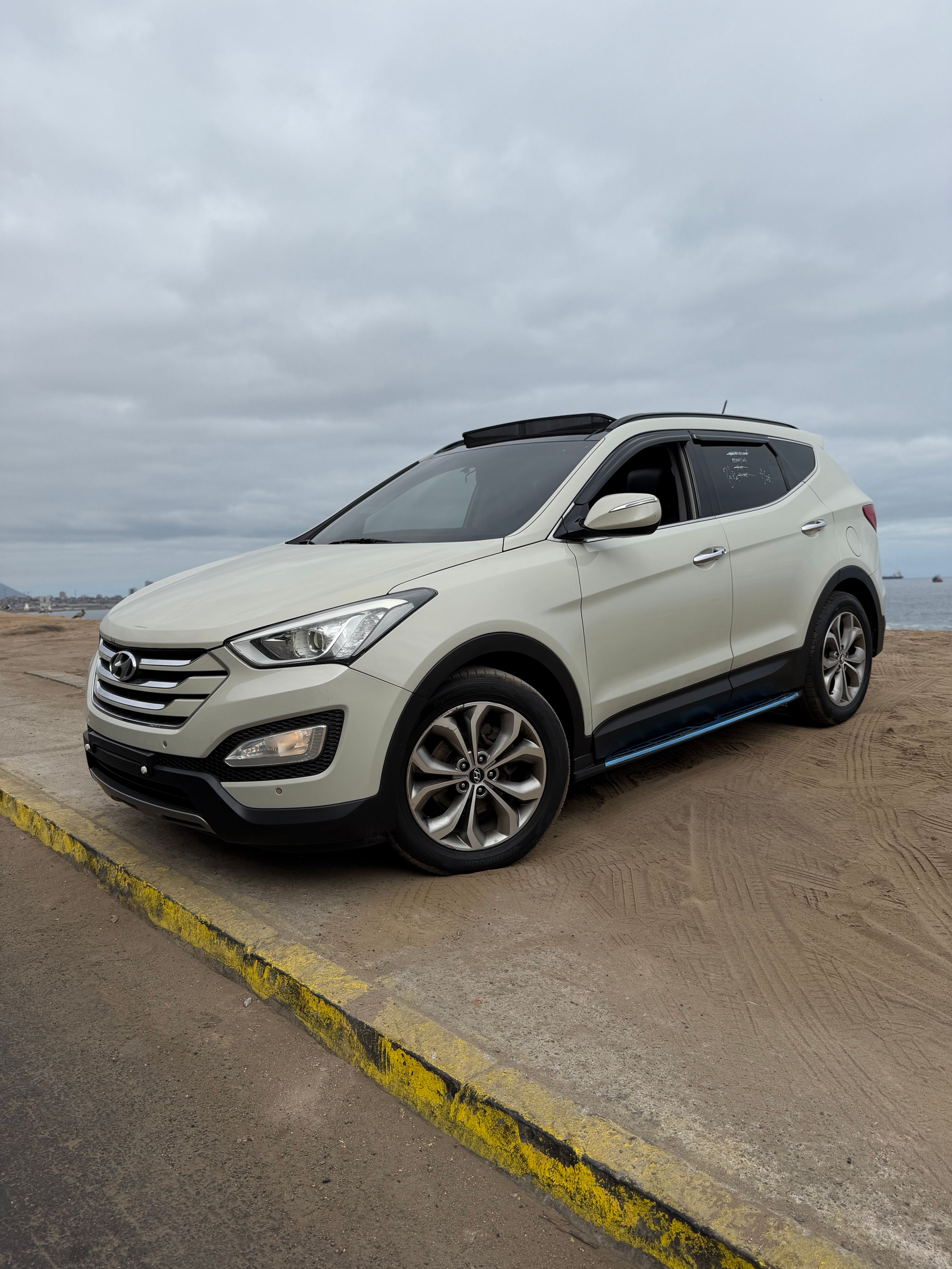 HYUNDAI SANTA FE 2014 T. DIÉSEL AT (VOLANTE ORIGINAL)