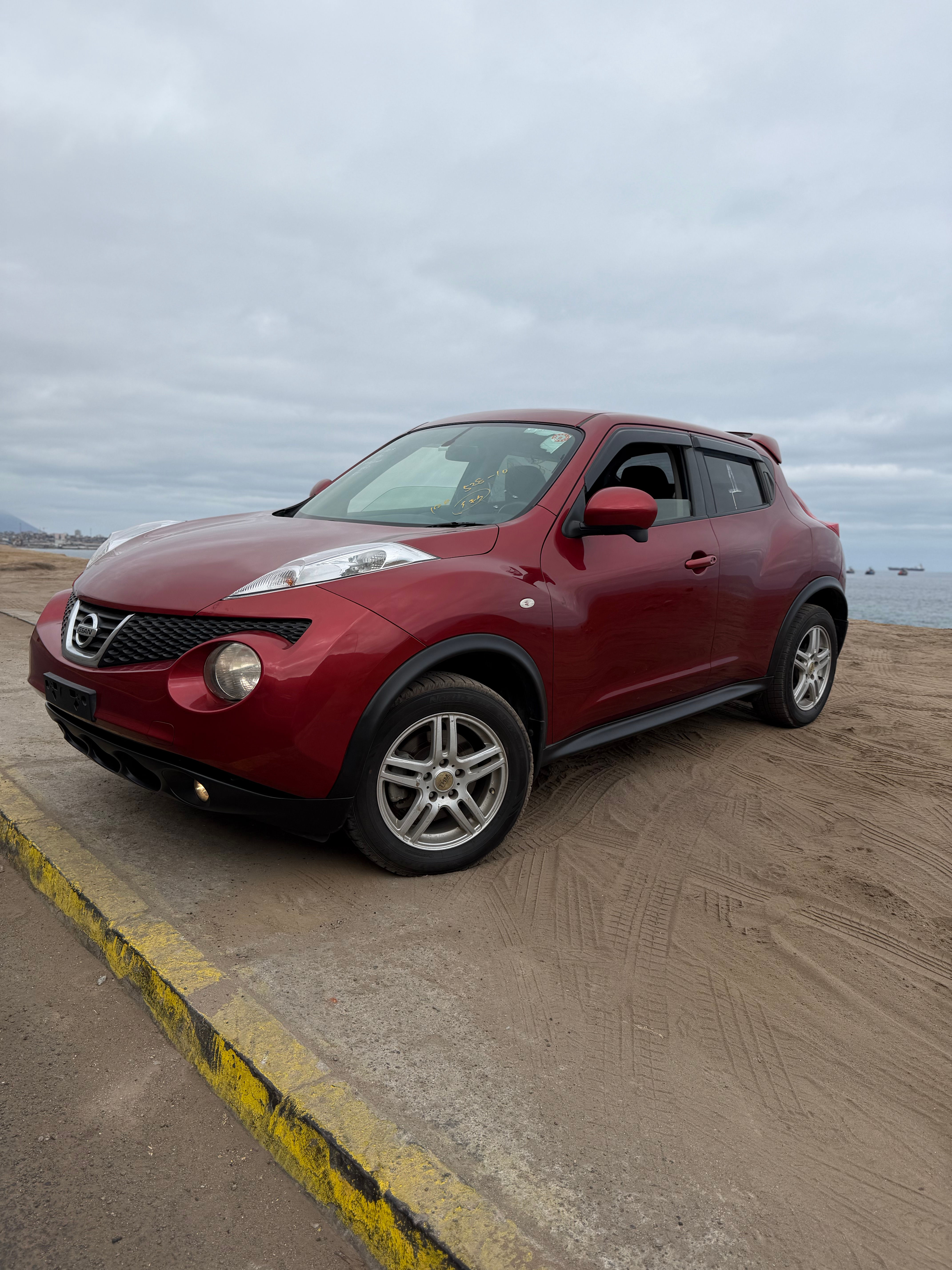 NISSAN JUKE 2013 4x4 AT (CAMBIO LISTO)