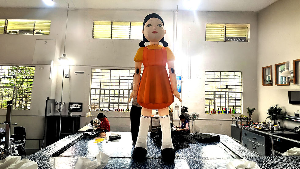 Installation der Tintenfisch-Spielpuppe