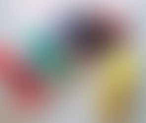 オモチャと絵本を入荷致しました！