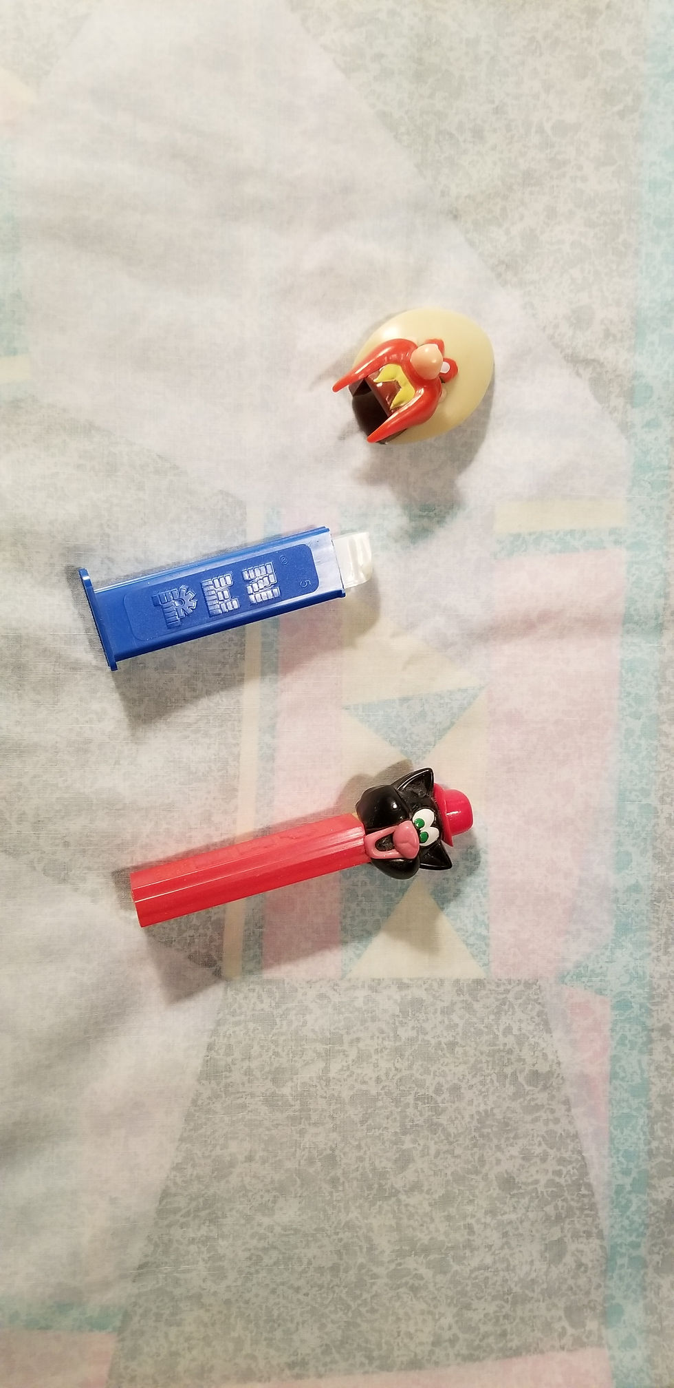 Thumbnail: Pez: Yosemite Sam; Black Cat with Red Hat