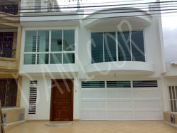 1358290761_473437628_8-divisiones-de-bano-en-vidrio-templado-y-trabajos-en-alumi