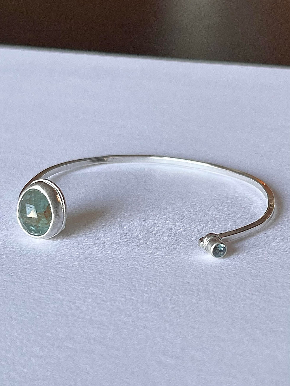 Floating fire moss aquamarine and teal Montana sapphire bracelet