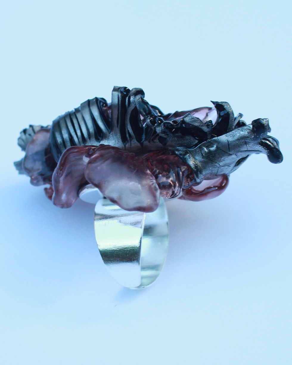 Thumbnail: TENEBRIA ring