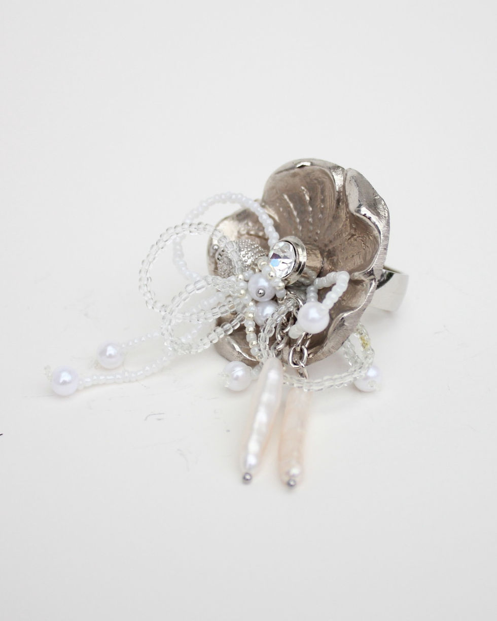 Thumbnail: SILVER METAL FLOWER
