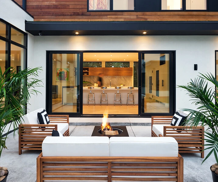 architect-series-sliding-door-patio.webp