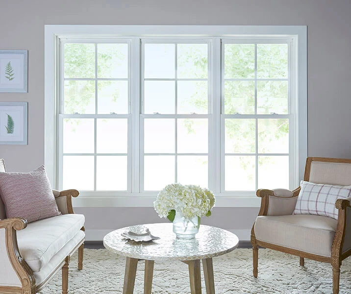 vinyl-single-hung-traditional-grilles.webp