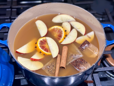 Delicious Holiday Spiced Apple Cider Tea Recipe