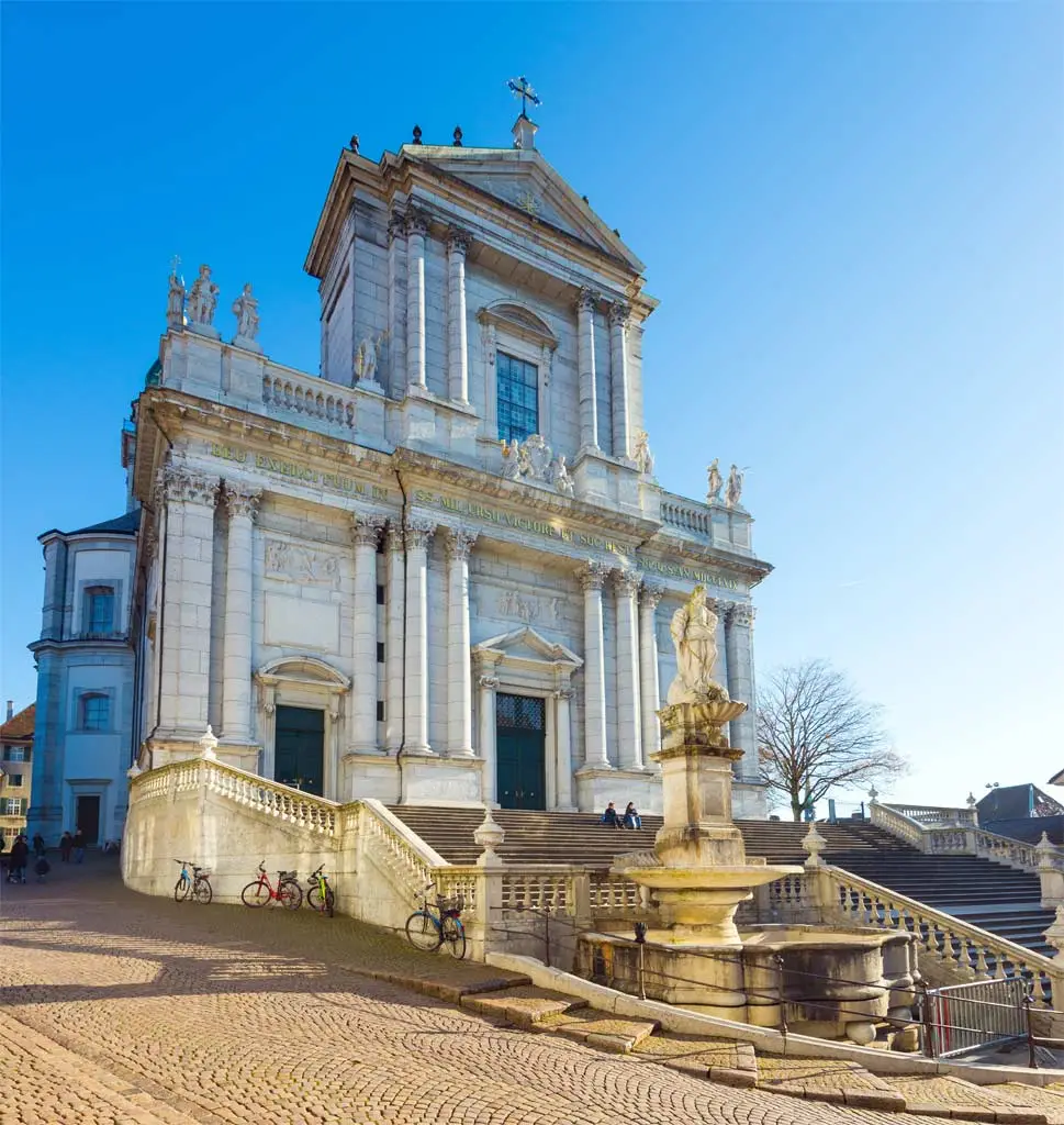 Die-Jesuitenkirche-in-Solothurn.webp