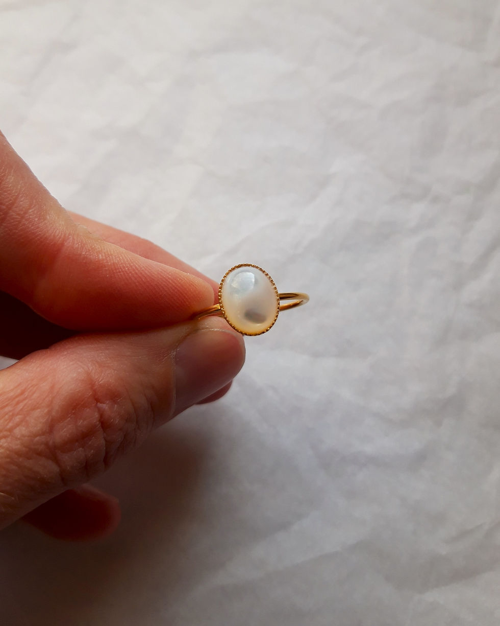 Miniature : Bague Nacre naturelle réglable en acier inoxydable doré
