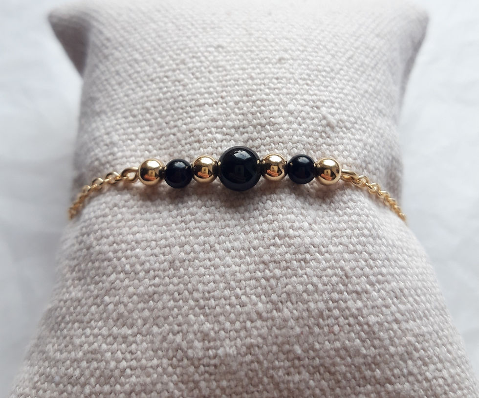 Miniature : Bracelet délicat or et pierres obsidienne noire