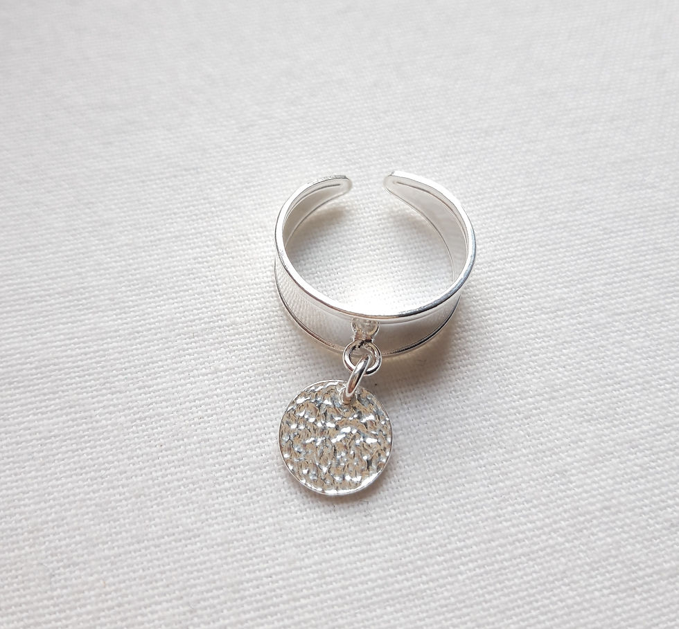 Miniature : Bague argent avec médaillon texturé