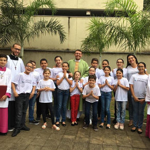 Paróquia acolhe os novos acólitos e coroinhas