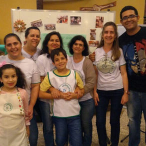 Estágio pastoral: jovens da catequese de crisma conhecem as pastorais da paróquia.